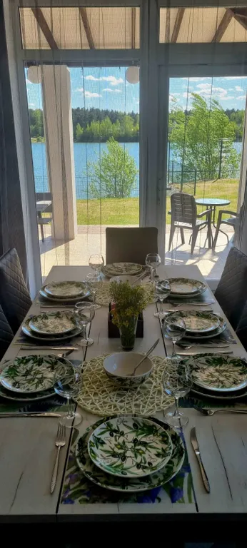 Дом Мечта на берегу на озере с собственным пляжем и сауной в доме