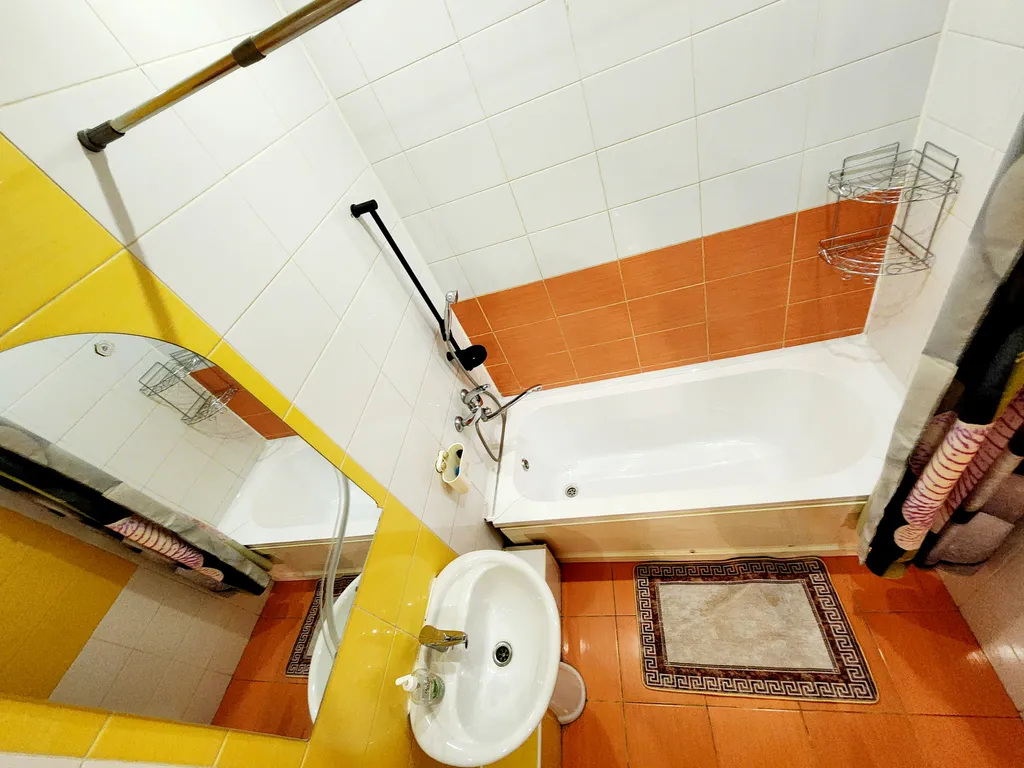 Двухкомнатная квартира в центре возле цирка