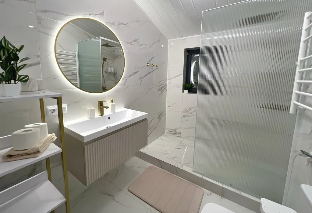 Новый, стильный и уютный каменный дом рядом с Сорочанами