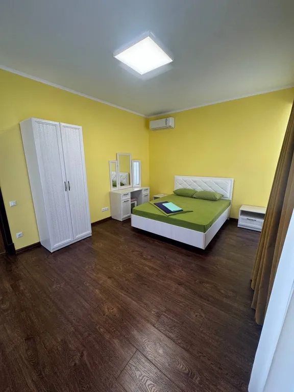 Дом Полюшко с бассейном