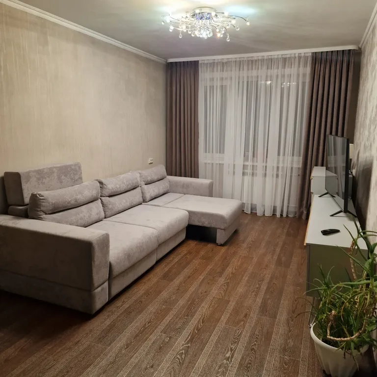 Отличная квартира в центре города, рядом с горным воздухом