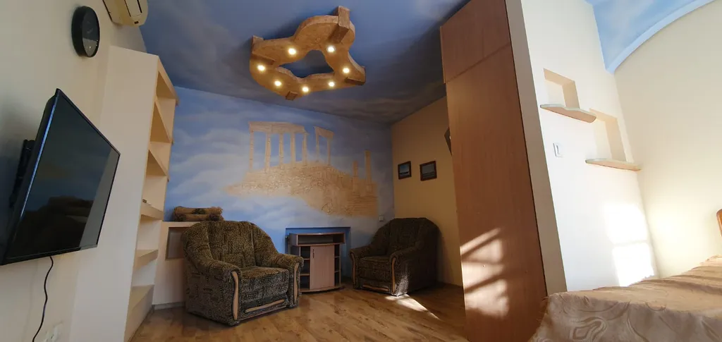 Уютная квартира в самом центре города — аренда посуточно в Евпатория