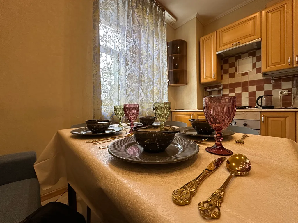 Большая квартира с парковочным местом на волжской набережной