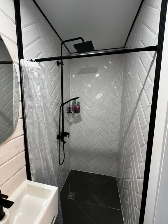 Уютный домик в сосновом лесу