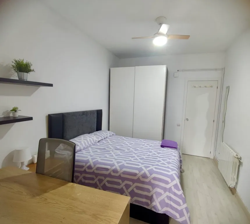 Комната на двоих в спокойном районе