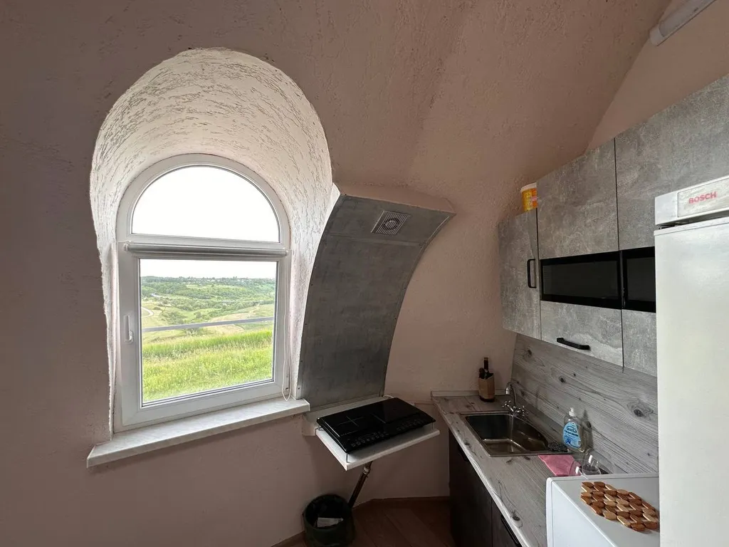 Дом под куполом