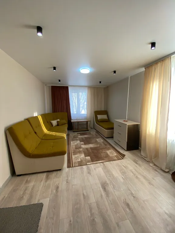 Квартира Трехкомнатная уютная квартира — Голышманово