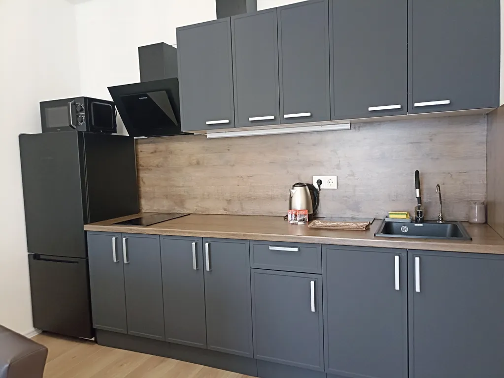 Просторная квартира с 2 спальнями у МРНЦ Цыба и Росатома