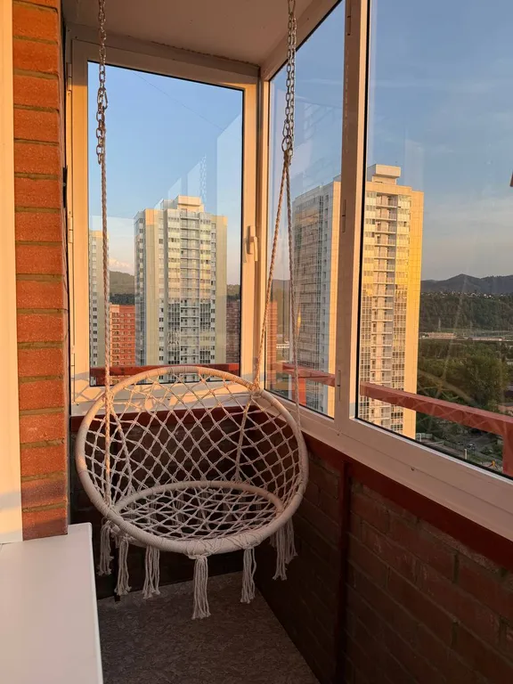 Квартира Светлая квартира с качелей — Красноярск