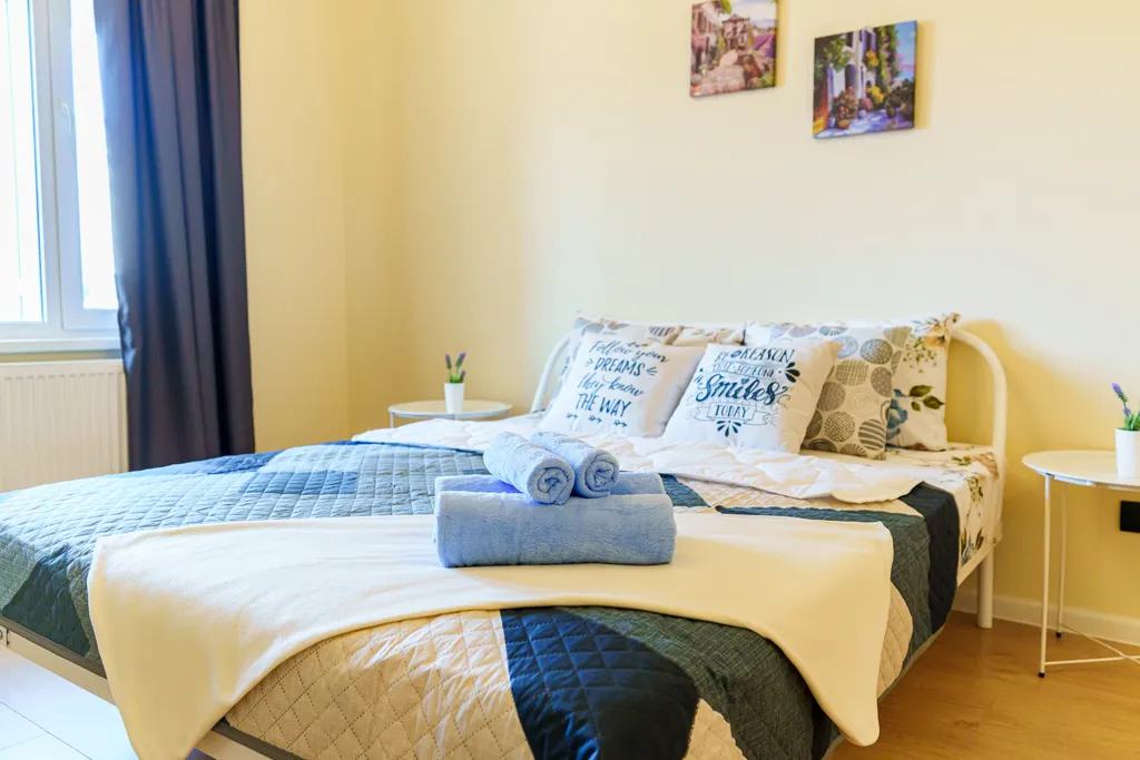 Светлая квартира рядом с морем