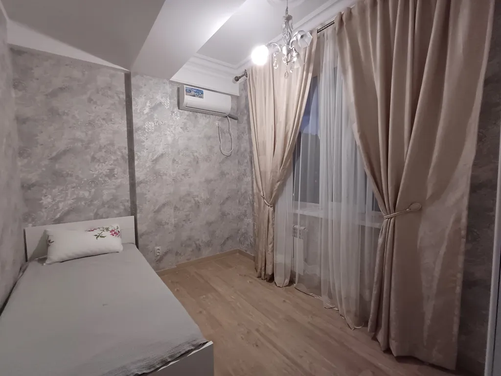 Уютная квартира в спальном районе недалеко от моря