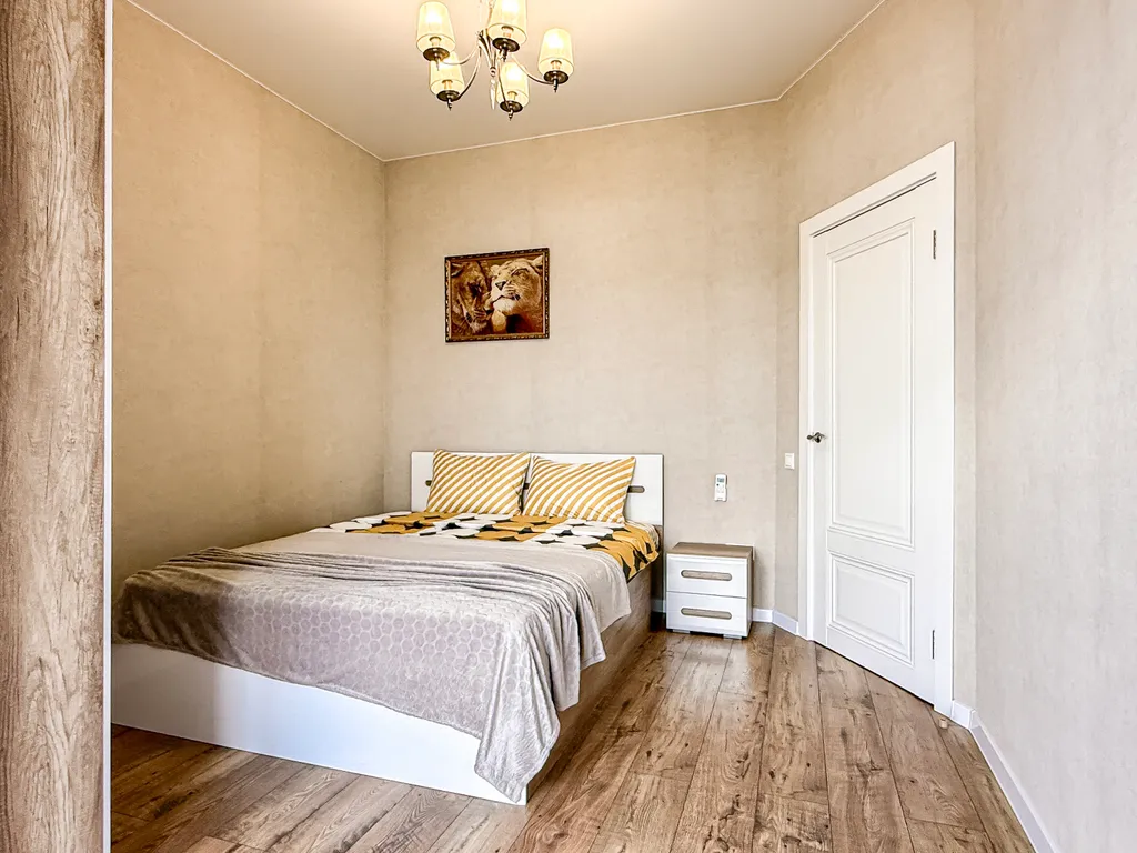 Квартира на набережной