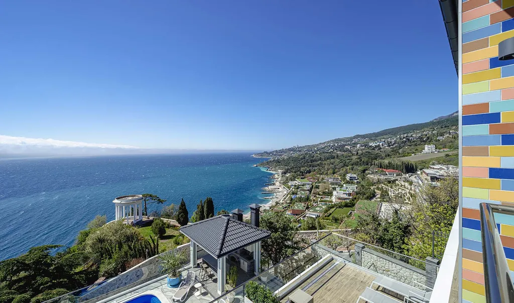 Люкс семейный с видом на море