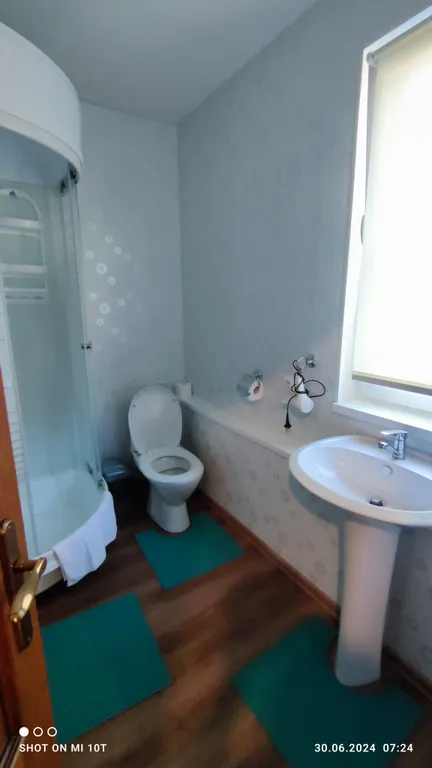 Коттедж Домик у реки — Сочи