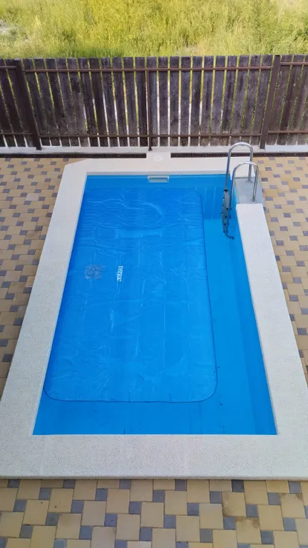 Коттедж с сауной и бассейном