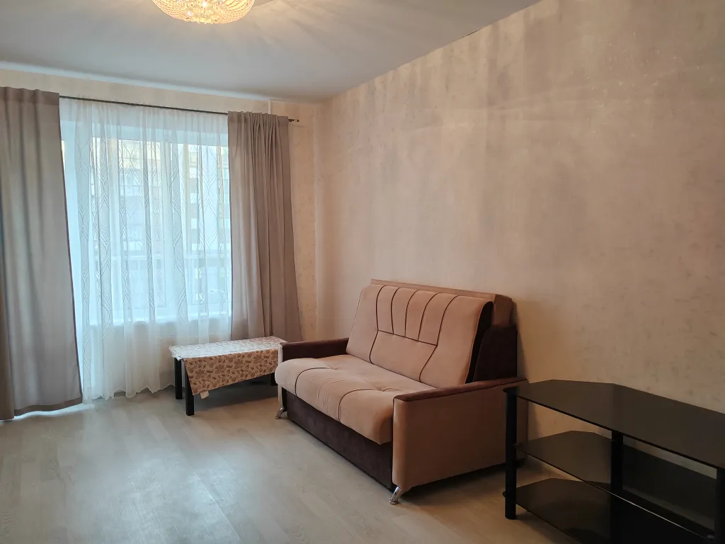 Квартира Уютная солнечная квартира в тихом районе для семейного отдыха — Великий Новгород