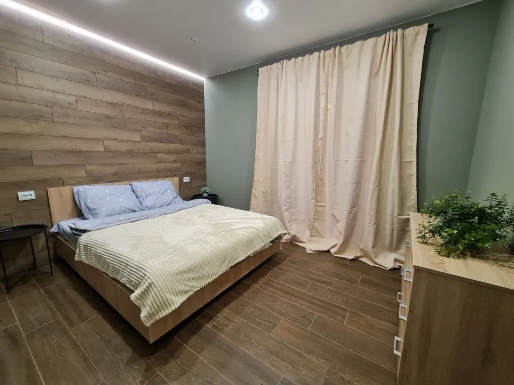 Уютный загородный дом с панорамным окнами