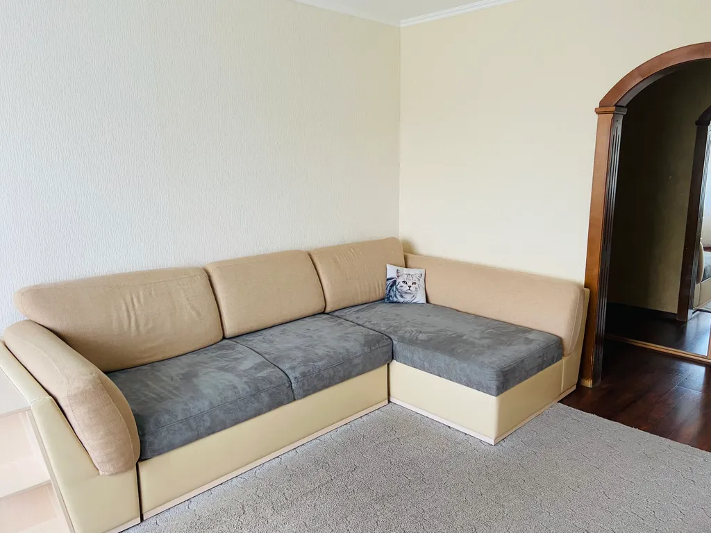 3-комнатная 8-миместная квартира в центре левобережья