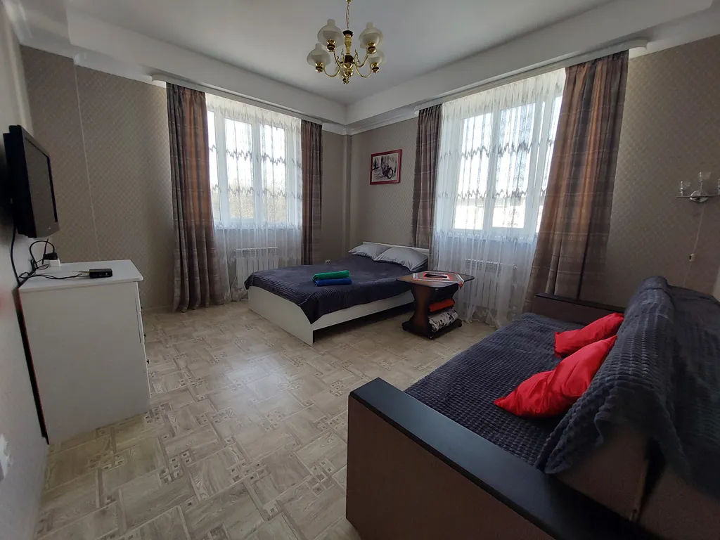 Светлая квартира — аренда посуточно в Ессентуки