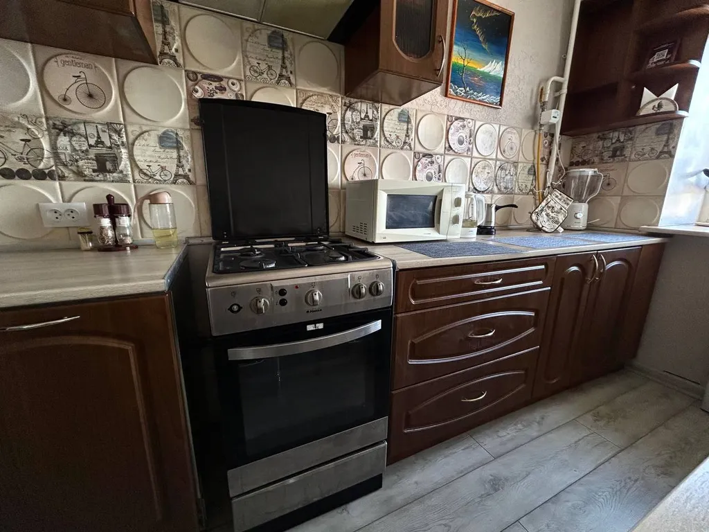 Квартира в тихом районе семеновского озера, парка, памятника Алеши