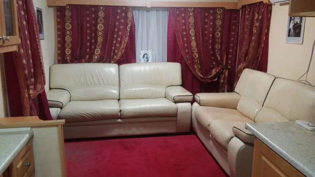 4-комнатный Дом