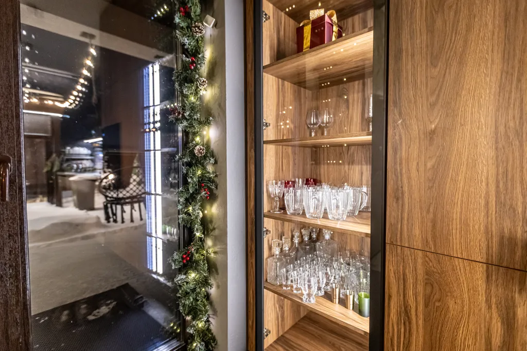 5-комнатный Дом