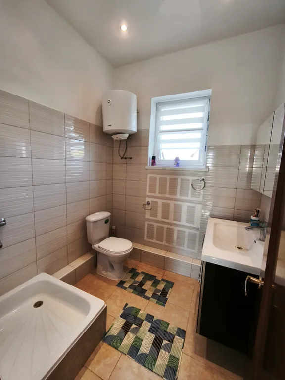 Домик на море