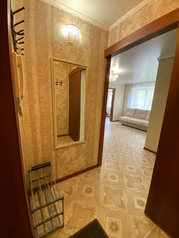 Квартира Двухкомнатная квартира — Челябинск