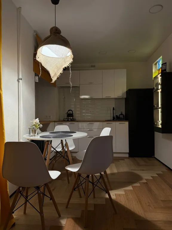 Дизайнерская однушка в центре, современный формат