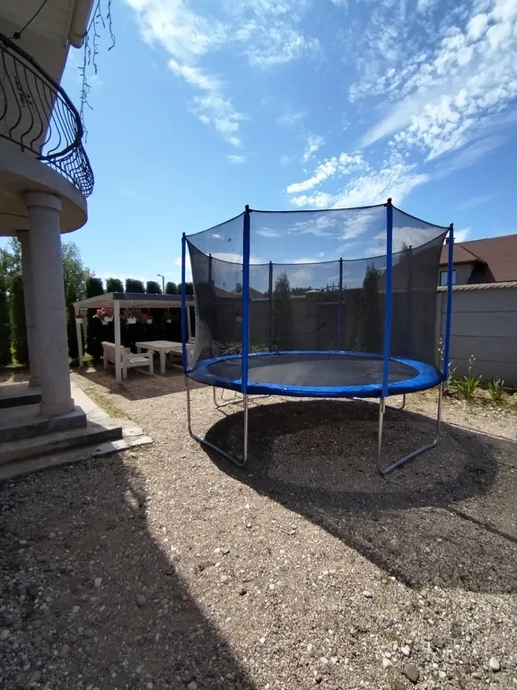 House Molodaja street-ТРК Triniti