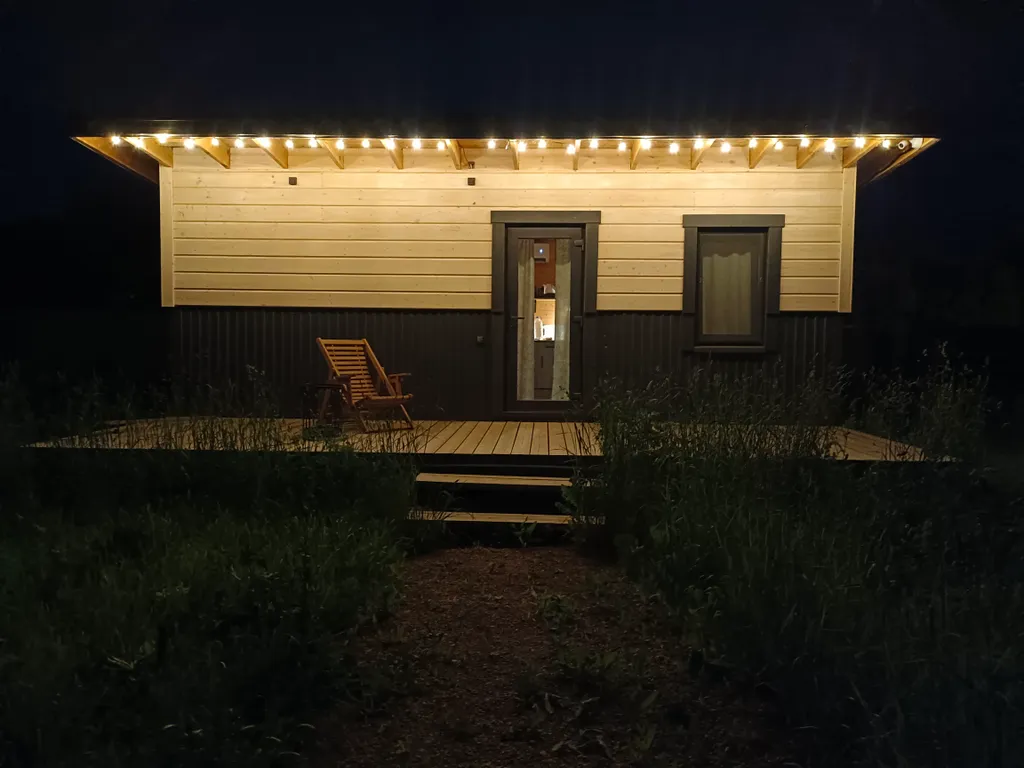 Домик на море