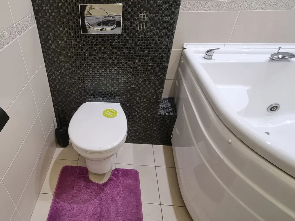 Современная 4-комн. в 10 мин пешком до МВДЦ Сибирь