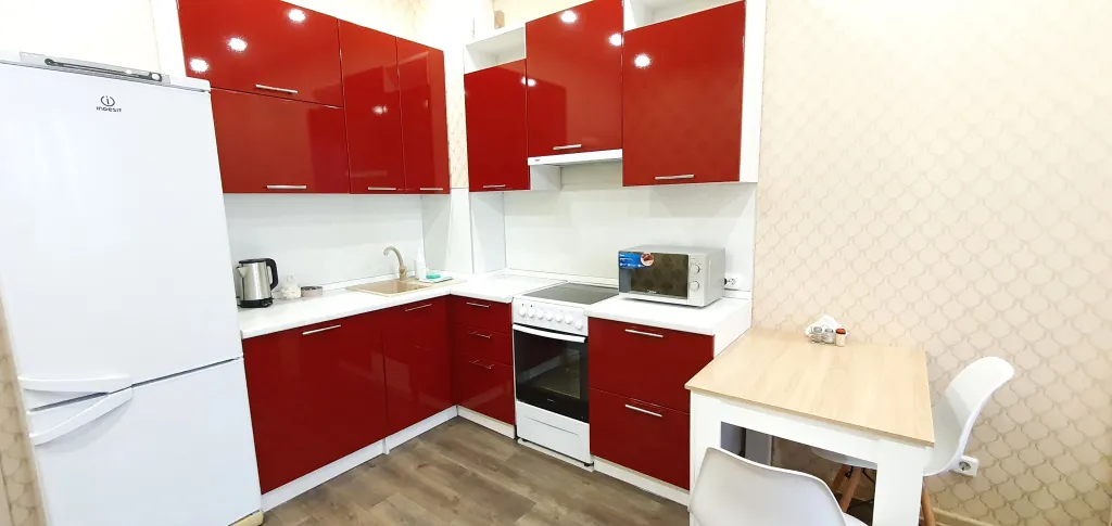 Студия рядом с ЖД вокзалом и ТРЦ  Аура