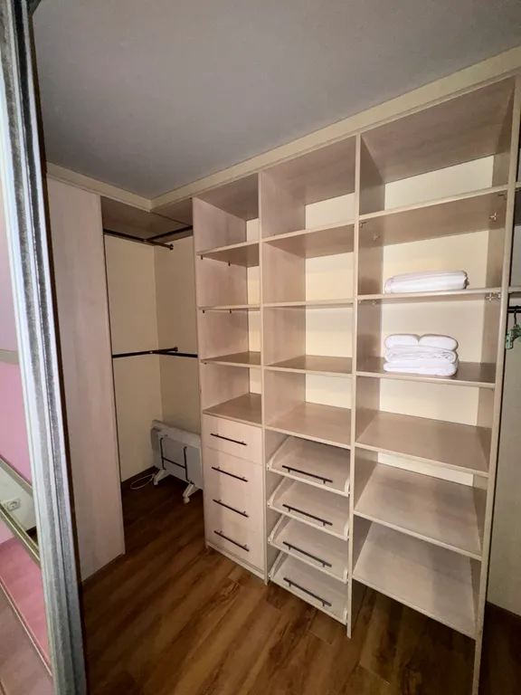 Современная квартира с видом на море и шаговой доступностью до центра