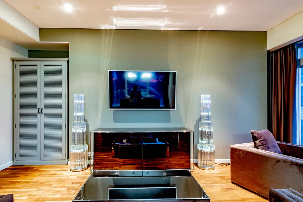 Угловой просторный апартамент 61 этаж