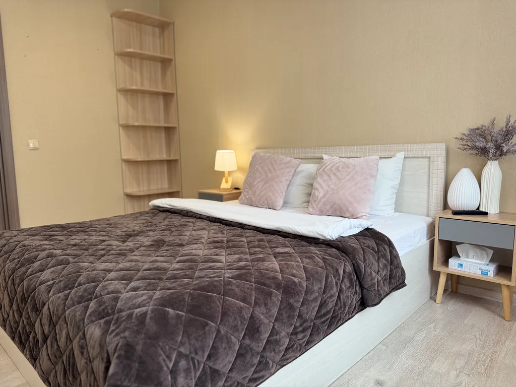 Ухоженная квартира в 7 минутах на авто от Горного Воздуха и площади Победы