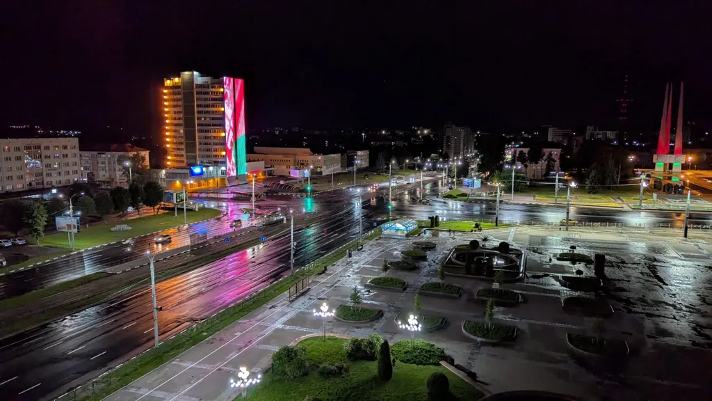 Видовая квартира в самом центре с панорамным видом на Площадь Победы.