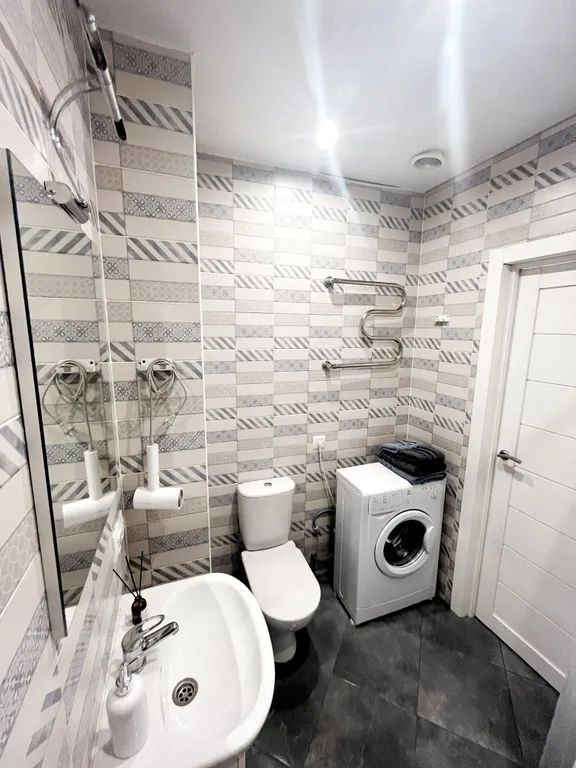 Уютная студия с красивым видом из окон