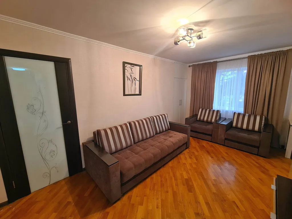 Квартира со свежим ремонтом рядом с морем