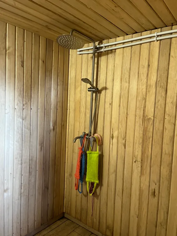 Маленький уютный домик с русской баней и видом на Селигер