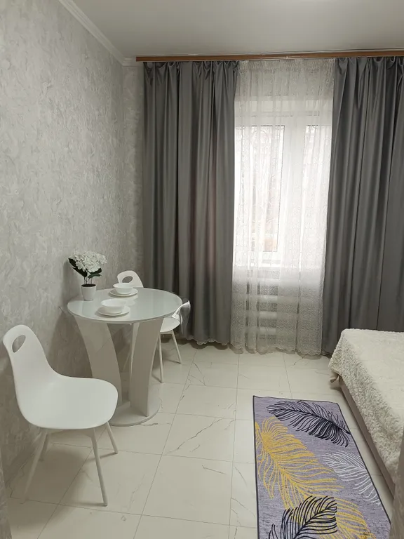 Светлая квартира в центре Нового города