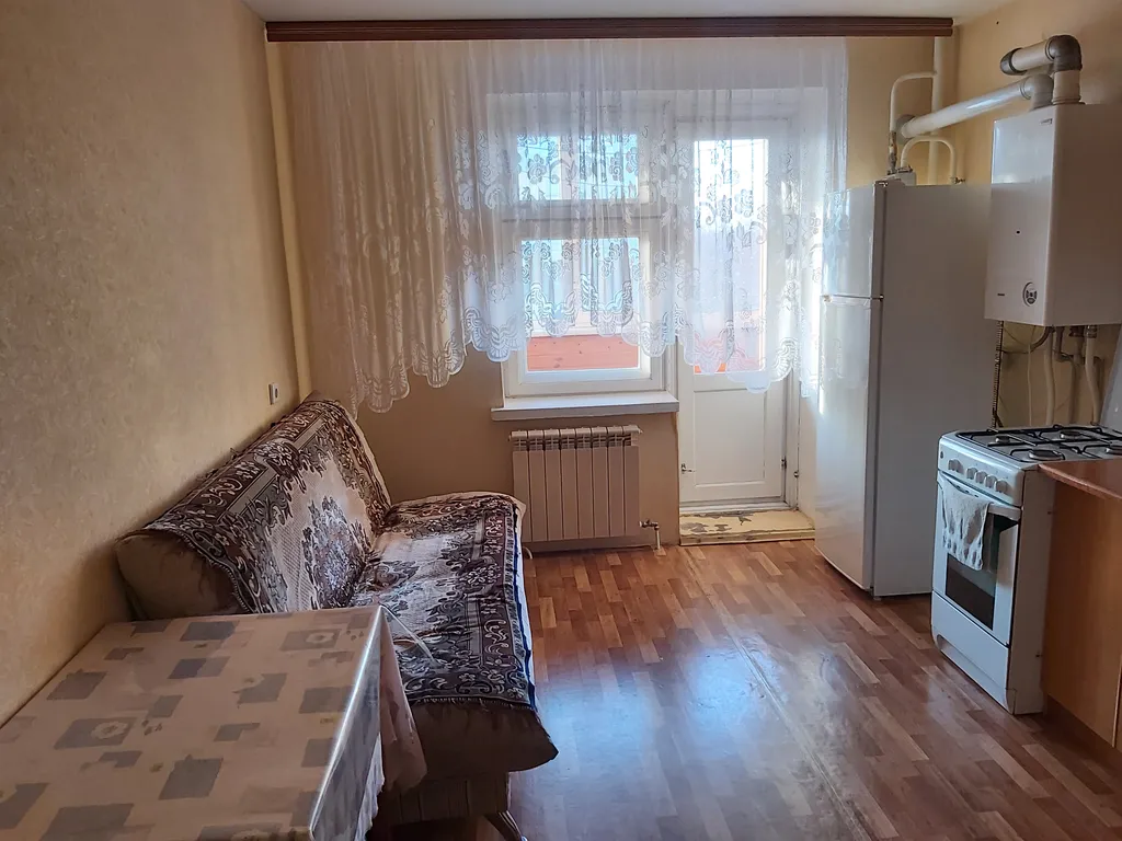 Большая квартира в начале города рядом с автовокзалом и парком