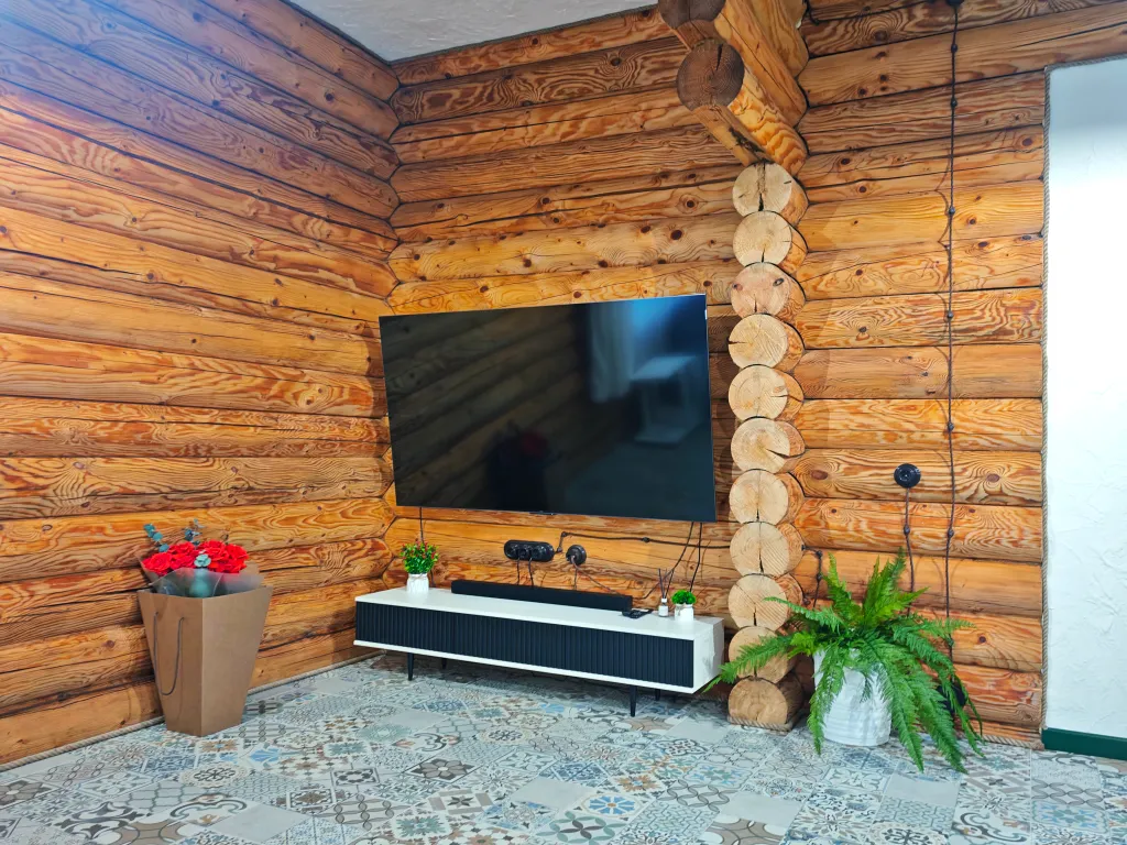 Лесной дом с тёплым бассейном, джакузи, сауной и сибирским чаном