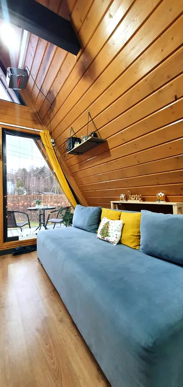 Уютный домик в стиле а-фрейм