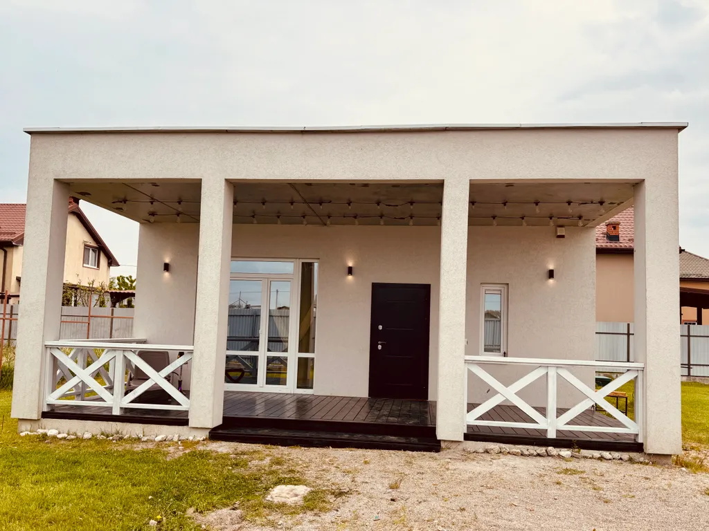 Домик у моря