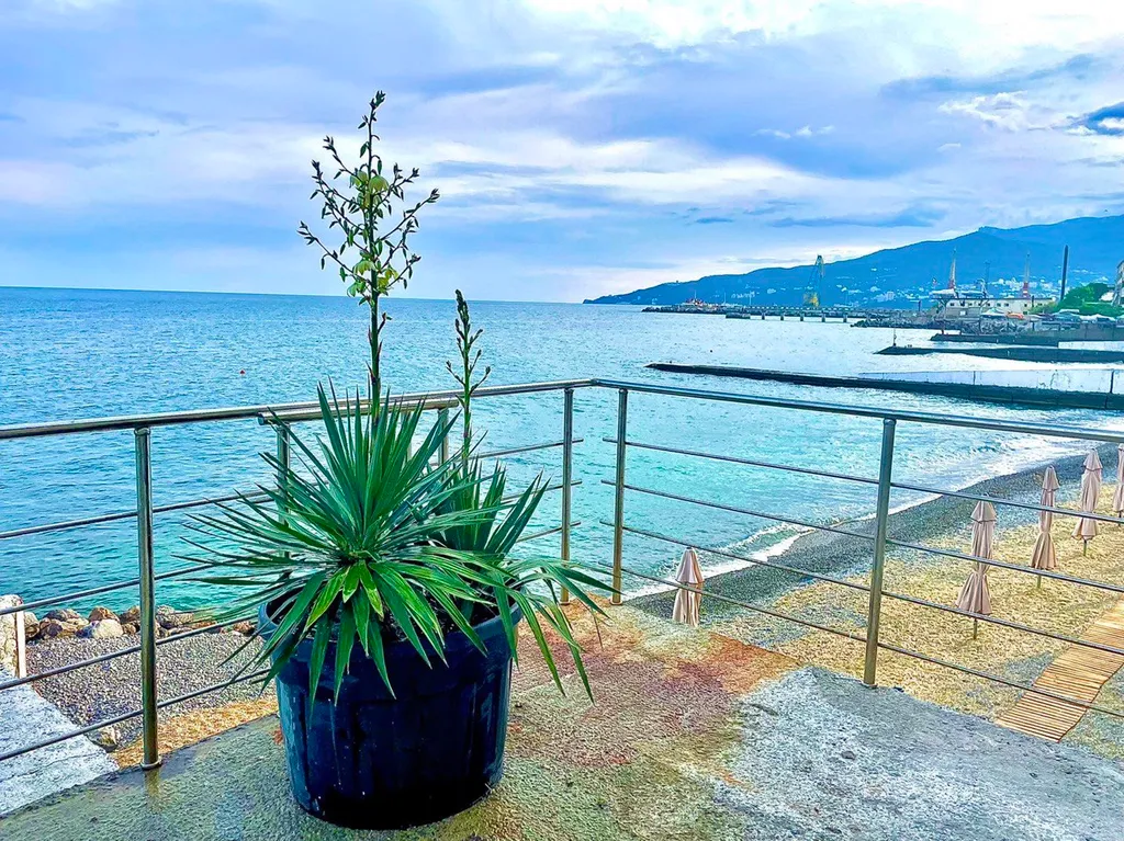 Уютная  2-х комнатная студия на берегу моря