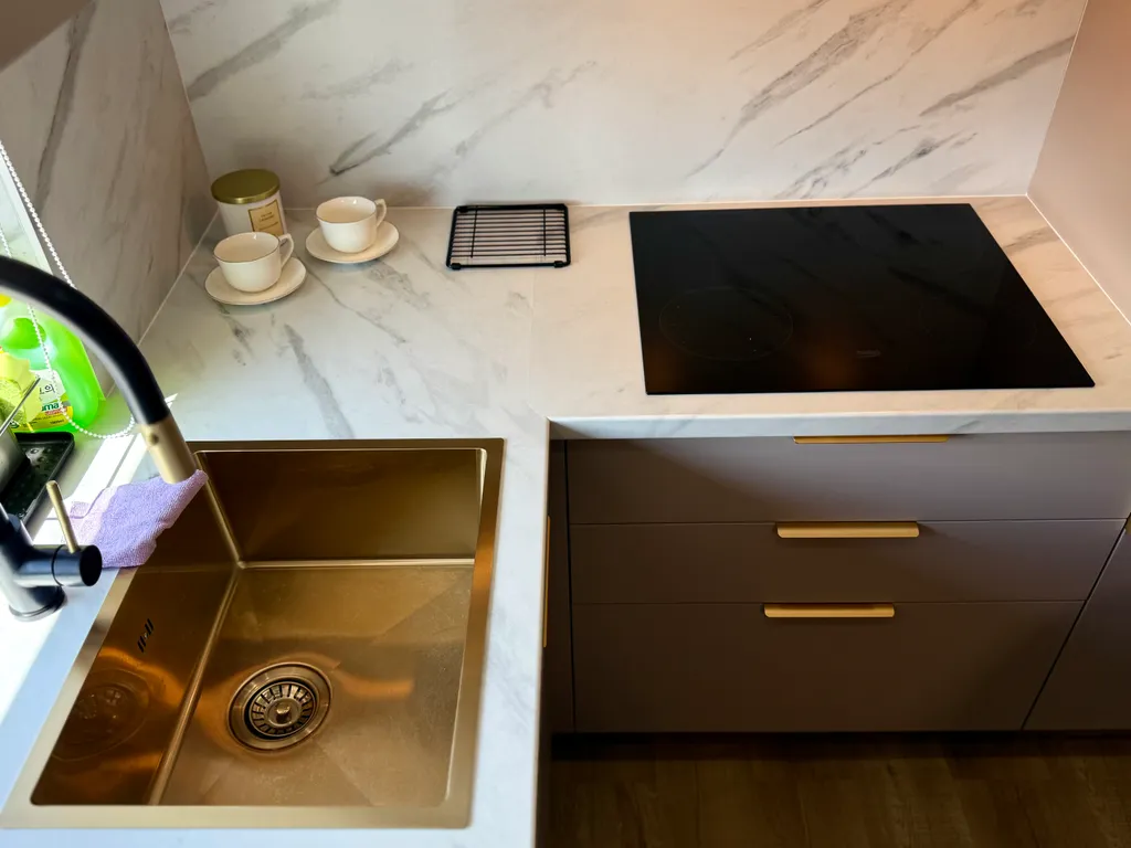 Домик у реки рядом с Екатеринбургом