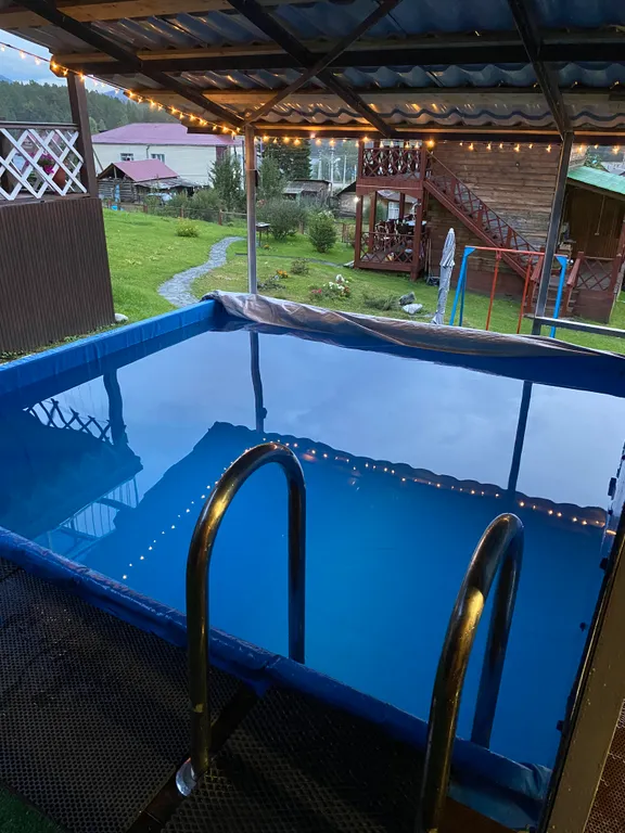 Коттедж для больших компаний на Алтае