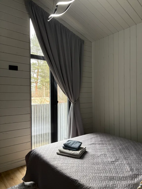 Коттедж Уютный коттедж с сауной и купелью — Бугры