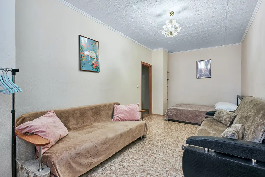 Уютная квартира возле ТРЦ Остров — аренда посуточно в Тюмень